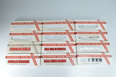 Lot 463 - Southern Pride unmade 00 Gauge BR Mk1 Travelling Post Office Red Sorting and Stowage Van Kits and MLV kIt (12)