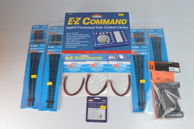 Lot 493 - Bachmann 00 Gauge EZ Command Controller and De Coder Peco Points and Power Feed and Gaugemaster Tunnel Mouth (13)