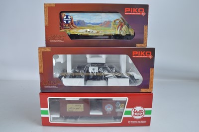 Lot 827 - PIKO and LGB G Gauge American Freight Stock (3)
