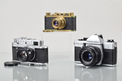 Lot 15 - Three Eastern Bloc Cameras