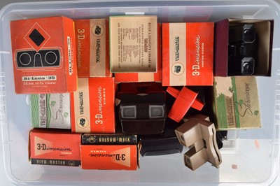 Lot 18 - Sawer's View-Master 3D Viewers and Projectors