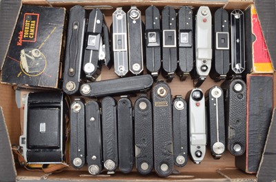 Lot 20 - A Tray of Kodak Folding Cameras