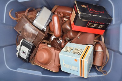 Lot 39 - A Box of Viewfinder Cameras