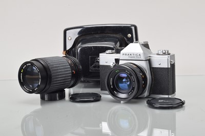 Lot 65 - A Praktica Super TL 2 SLR Camera