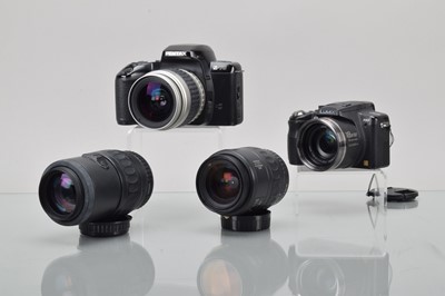 Lot 70 - A Pentax Z-70 SLR Camera