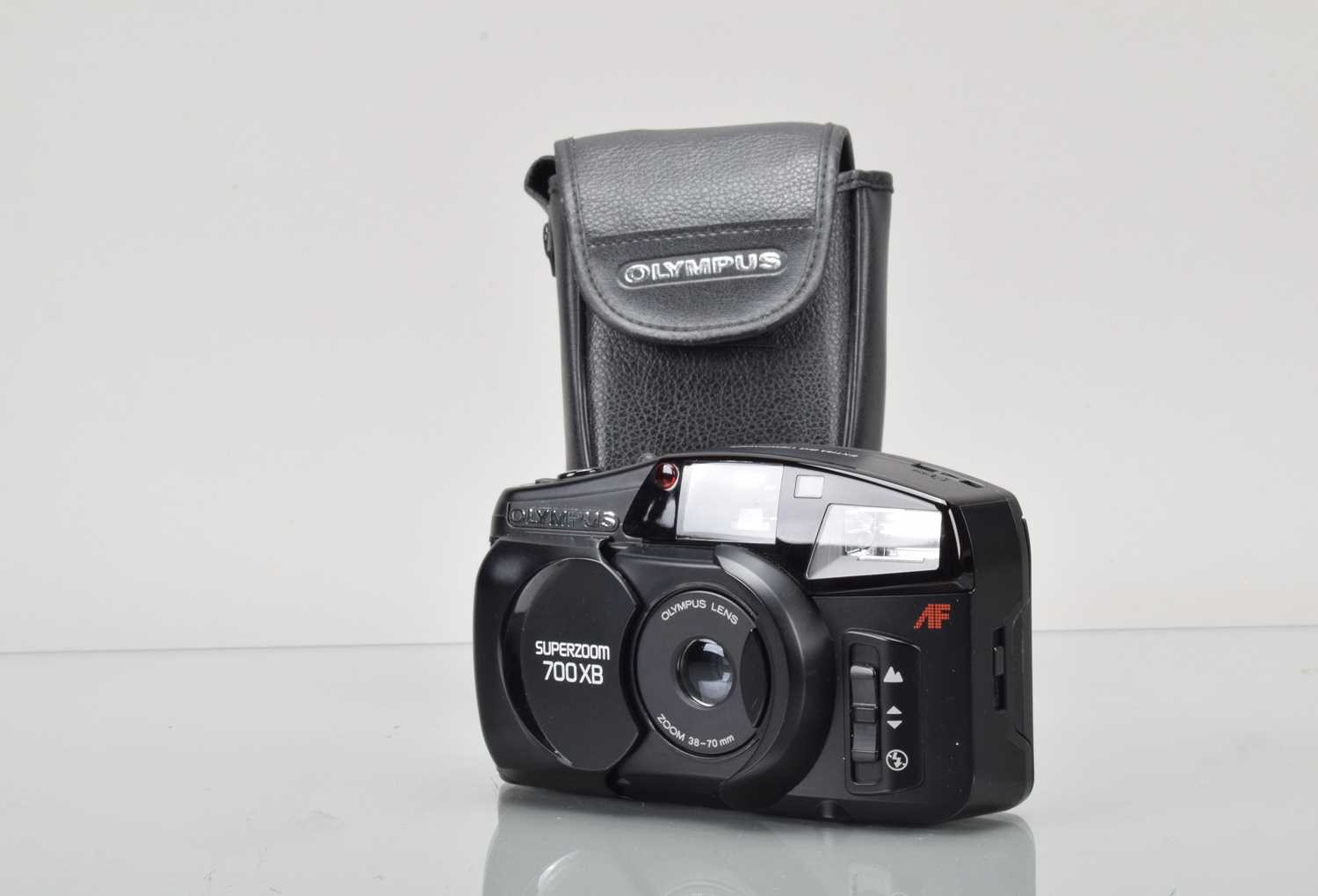 Lot 76 - An Olympus Superzoom 700 XB Compact Camera