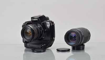 Lot 136 - A Canon EOS 5 SLR Camera