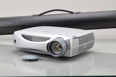 Lot 147 - An In-Focus Screen Play 5700 Home Theatre Projector