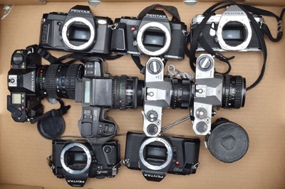 Lot 209 - A Tray of Pentax SLR Cameras