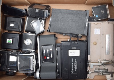 Lot 218 - Medium Format Camera Parts and Accessories