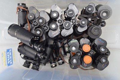 Lot 224 - Thirteen Pairs of Binoculars