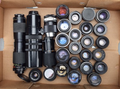 Lot 237 - A Tray of M42 Mount Lenses