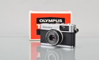 Lot 279 - An Olympus Trip 35 Compact Camera
