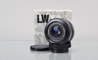Lot 292 - A Nikon LW-Nikkor 28mm f/2.8 Lens