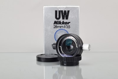 Lot 293 - A Nikon UW-Nikkor 28mm f/3.5 Lens