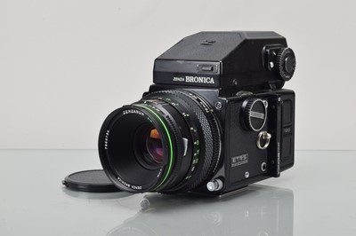 Lot 323 - A Zenza Bronica ERTS Medium Format Camera