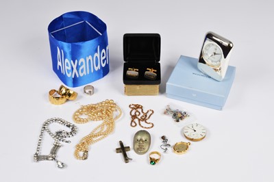 Lot 21 - A collection of costume jewellery