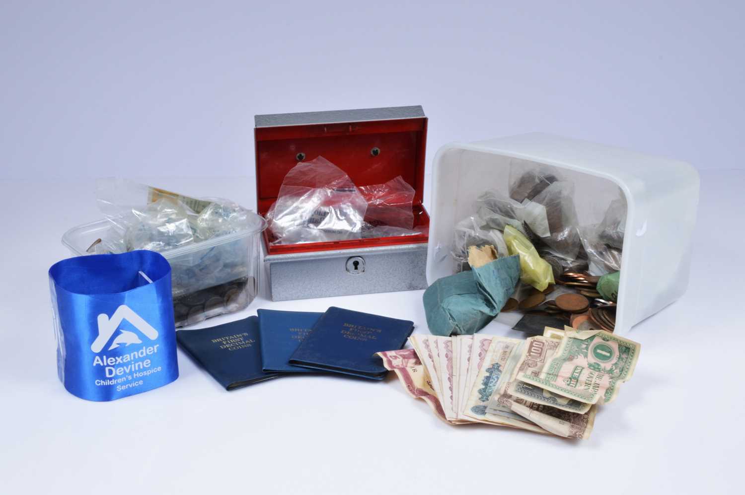 Lot 70 - A large collection of banknotes and coins