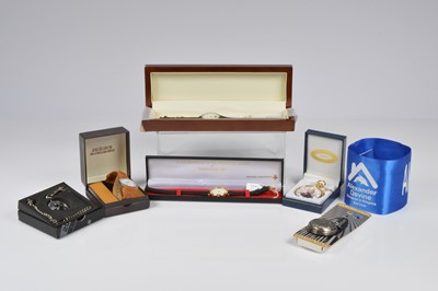 Lot 79 - A collection of quartz wrist and pocket watches