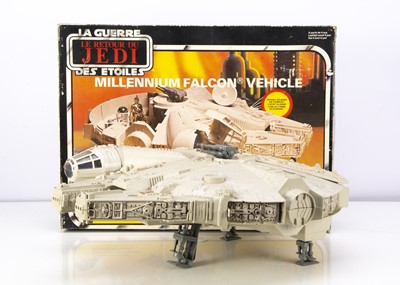 Lot 474 - A Vintage Star Wars Palitoy ROTJ Millennium Falcon