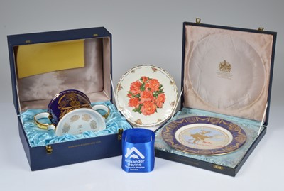 Lot 125 - Spode European Community loving cup and plate
