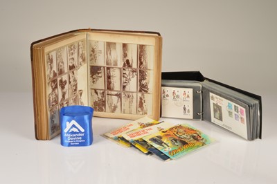 Lot 165 - A collection of first day stamp covers, and Brooke Bond cards