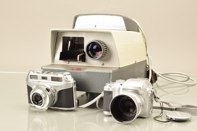 Lot 187 - Cameras and a Slide Projector