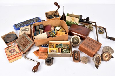 Lot 7 - Gramophone accessories