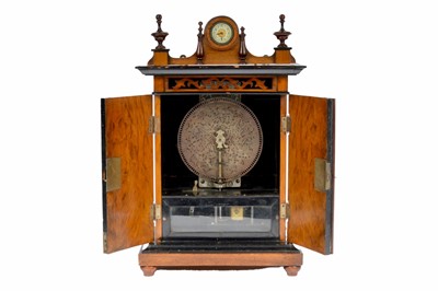 Lot 24 - A Britannia 9 inch disc Musical Box