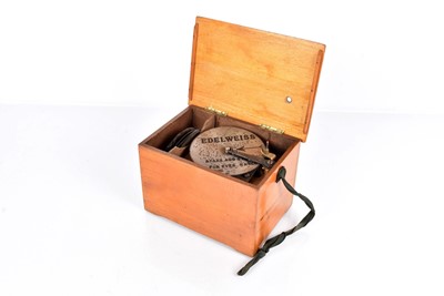 Lot 32 - A small Edelweiss Disc Musical Box