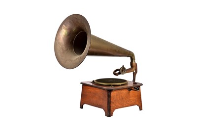 Lot 54 - A Horn Gramophone