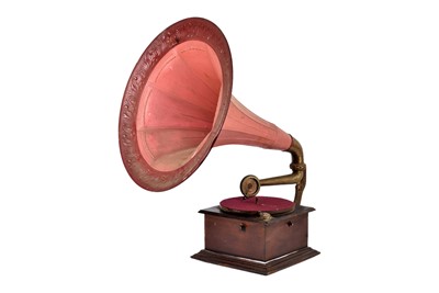 Lot 55 - A Horn Gramophone