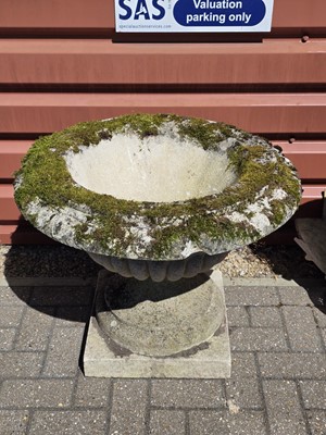 Lot 128 - A large Urn Planter