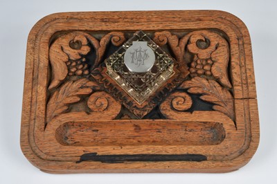 Lot 313 - An Edwardian ink stand