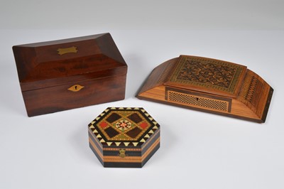 Lot 314 - A collection of three treen boxes