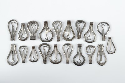 Lot 525 - A collection of 19th Century steel folding hinged button hooks