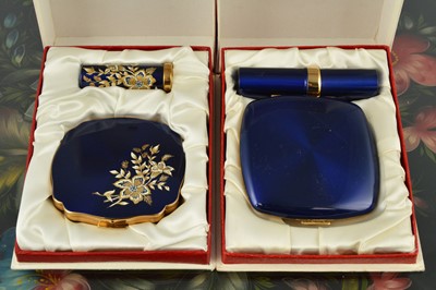 Lot 630 - Three red card boxed 1950s Melissa matching handbag accessories