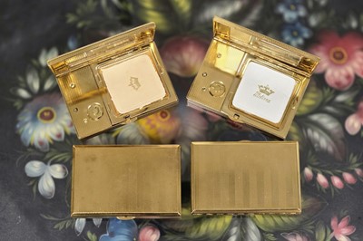 Lot 658 - Four 1950s gilt metal Melissa rectangular musical compacts
