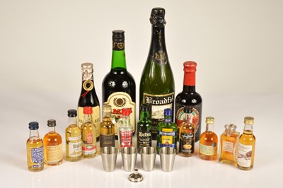 Lot 767 - A collection of miniatures and Ale