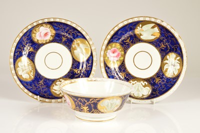 Lot 103 - A John Rose & Co Coalport "Peace of Paris" (Pattern No. 419) bowl and two plates