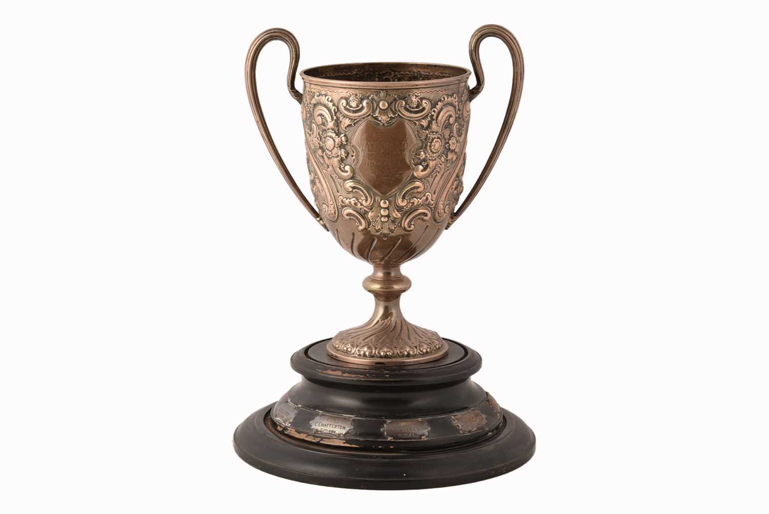Lot 276 - A large Victorian Silver Trophy for The Wakefield Diamond Jubilee Hospital Newark