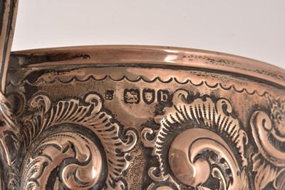 Lot 276 - A large Victorian Silver Trophy for The Wakefield Diamond Jubilee Hospital Newark