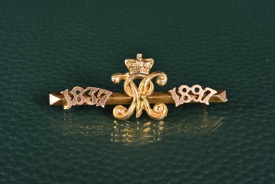 Lot 308 - A Victorian 9ct Gold Queen Victoria Diamond Jubilee Pin Brooch