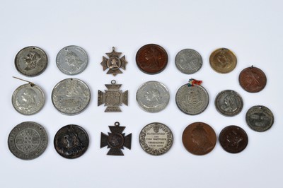 Lot 336 - A group of twenty Queen Victoria Diamond Jubilee Commemorative united Kingdom town medallions