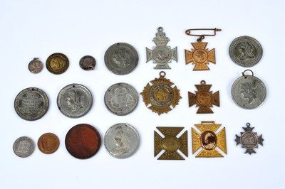 Lot 337 - A group of twenty Queen Victoria Diamond Jubilee Commemorative united Kingdom town medallions