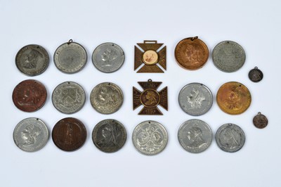 Lot 338 - A group of twenty Queen Victoria Diamond Jubilee Commemorative united Kingdom town medallions