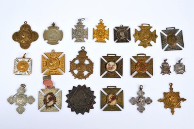 Lot 340 - A collection of twenty Queen Victoria Diamond Jubilee medallions