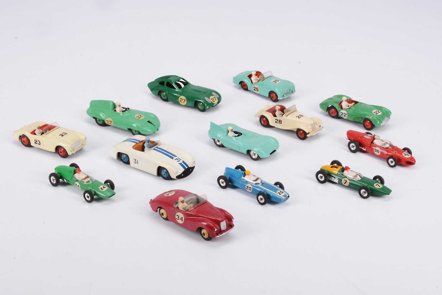 Lot 5 - Dinky Toys Competition & Racing Cars