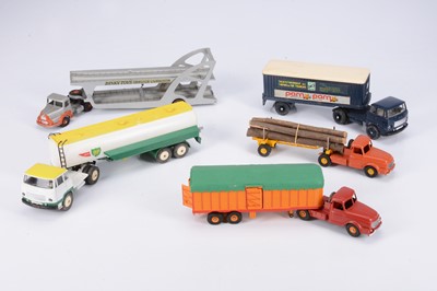 Lot 31 - French Dinky Toys Large Articulated Vehicles
