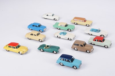 Lot 37 - Early Issue Corgi Toys Cars